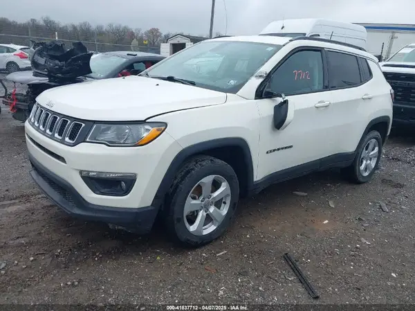 3C4NJDBB0MT551238 2021 JEEP COMPASS - Image 2