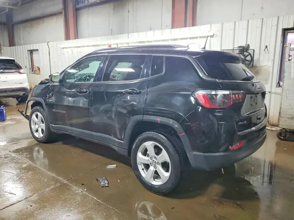 3C4NJDBB0MT555189 2021 JEEP COMPASS - Image 2
