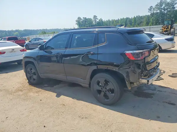 3C4NJDBB0MT576009 2021 JEEP COMPASS - Image 2