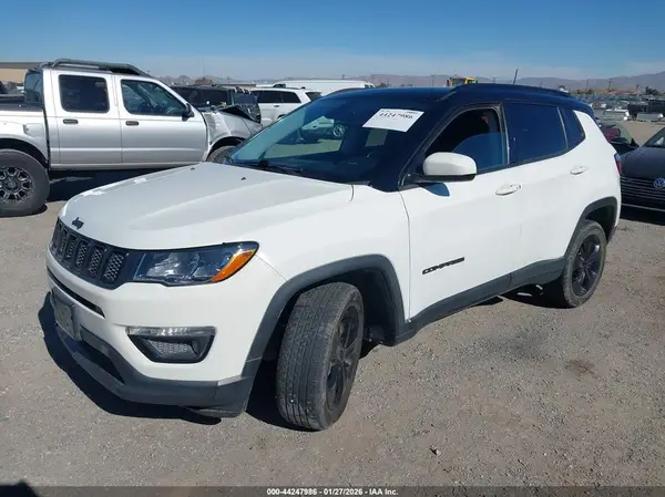3C4NJDBB0MT594798 2021 JEEP COMPASS - Image 2
