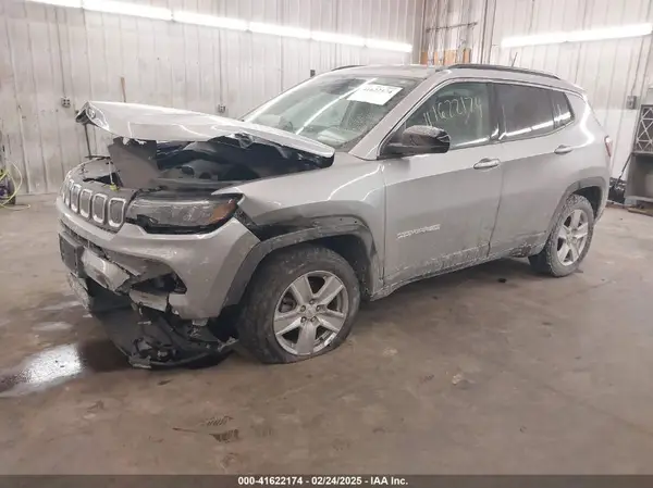 3C4NJDBB0NT126183 2022 JEEP COMPASS - Image 2