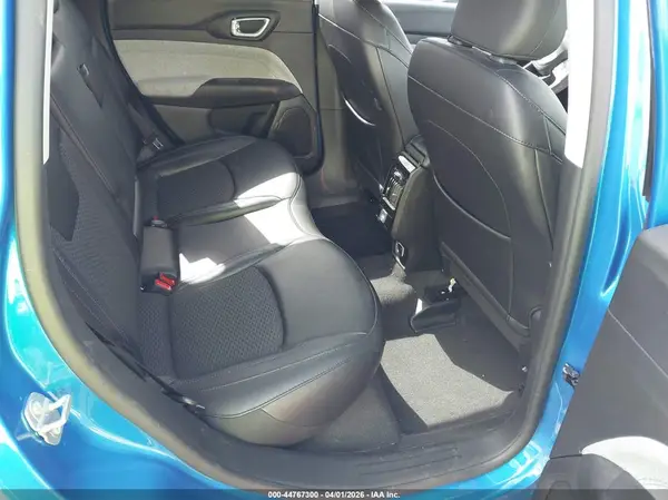 3C4NJDBB0NT130623 2022 JEEP COMPASS - Image 8