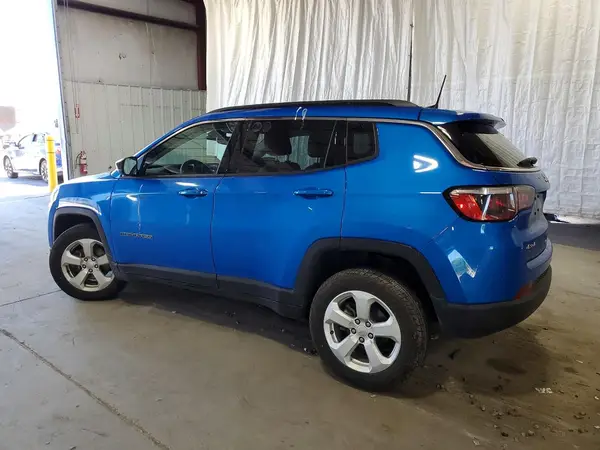 3C4NJDBB0NT133313 2022 JEEP COMPASS - Image 2