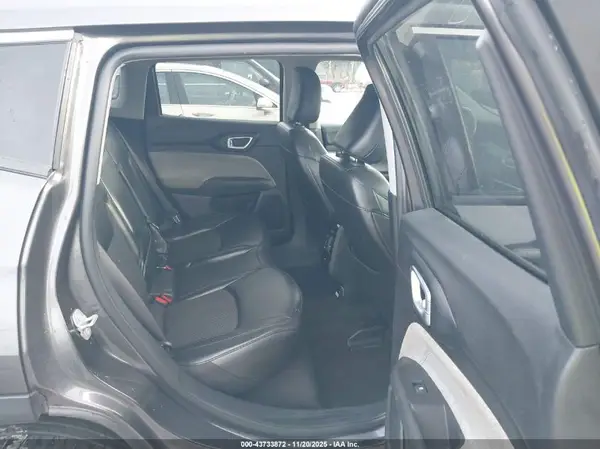 3C4NJDBB0NT150970 2022 JEEP COMPASS - Image 8
