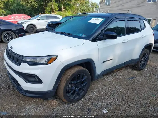 3C4NJDBB0NT185685 2022 JEEP COMPASS - Image 2