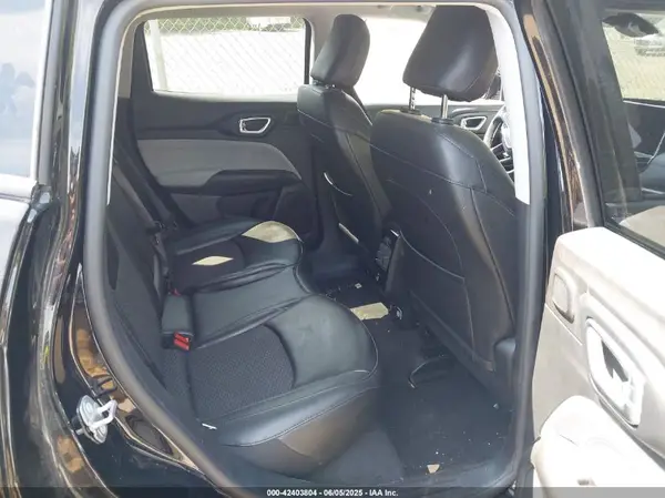 3C4NJDBB0NT208110 2022 JEEP COMPASS - Image 8
