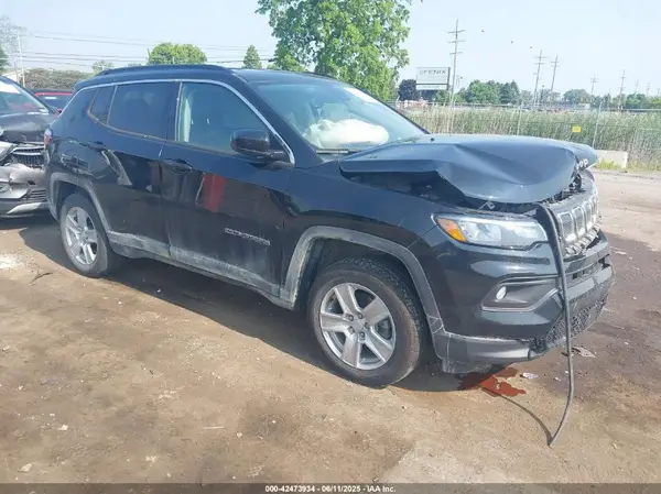 3C4NJDBB0NT216921 2022 JEEP COMPASS - Image 1