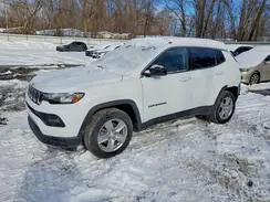 3C4NJDBB0NT230043 2022 JEEP COMPASS