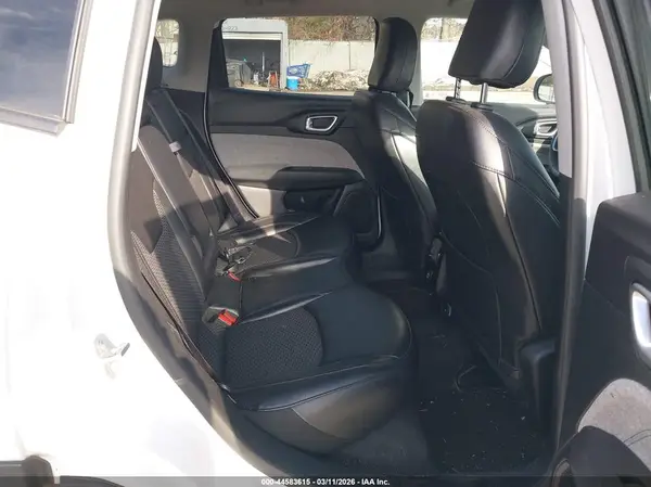 3C4NJDBB0NT236599 2022 JEEP COMPASS - Image 8