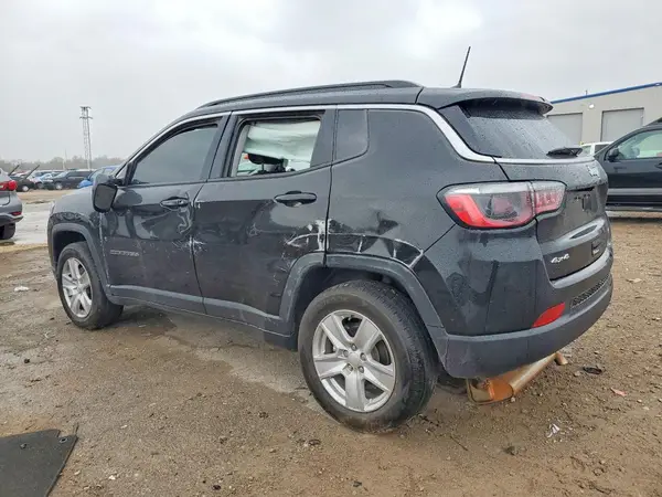3C4NJDBB0NT236747 2022 JEEP COMPASS - Image 2