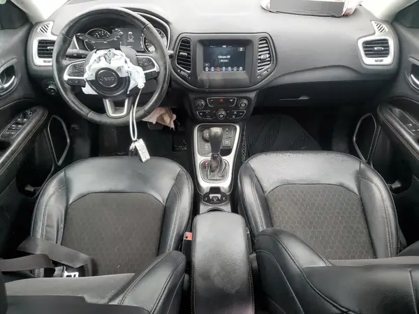 3C4NJDBB1HT629208 2017 JEEP COMPASS - Image 8