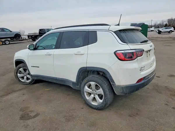 3C4NJDBB1HT639740 2017 JEEP COMPASS - Image 2