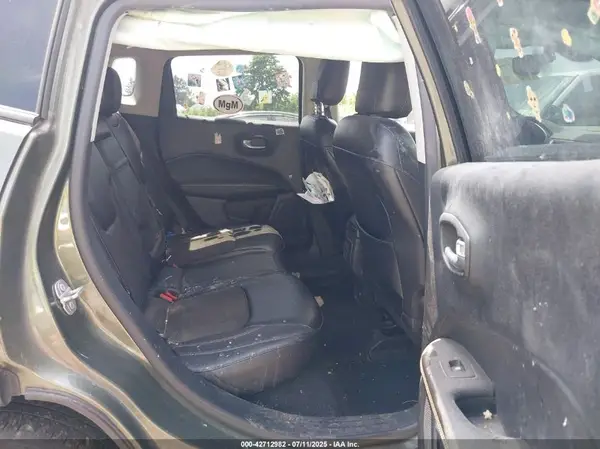 3C4NJDBB1HT656912 2017 JEEP COMPASS - Image 8