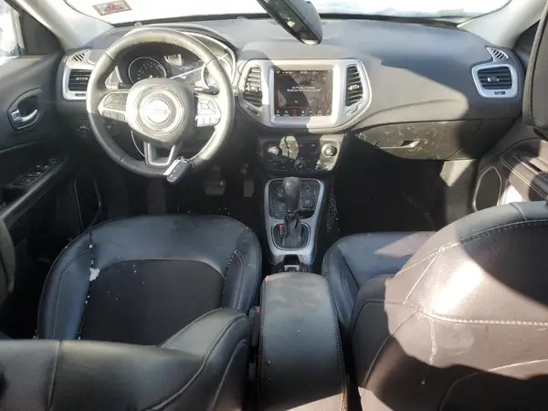 3C4NJDBB1HT672219 2017 JEEP COMPASS - Image 8