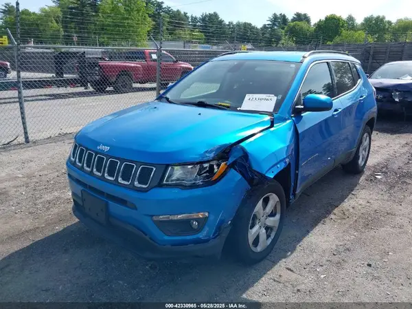 3C4NJDBB1HT680207 2017 JEEP COMPASS - Image 2