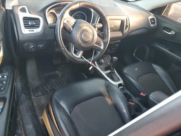 3C4NJDBB1JT101674 2018 JEEP COMPASS - Image 8
