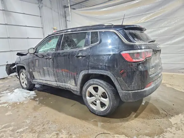 3C4NJDBB1JT116367 2018 JEEP COMPASS - Image 2