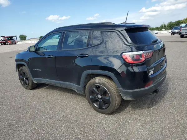 3C4NJDBB1JT116952 2018 JEEP COMPASS - Image 2