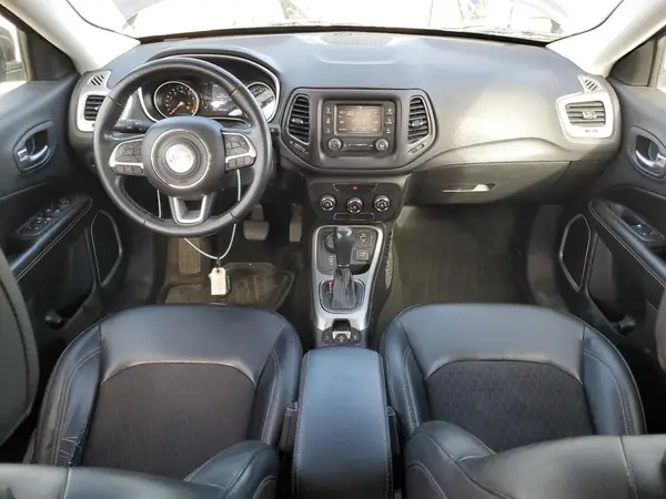 3C4NJDBB1JT128132 2018 JEEP COMPASS - Image 8