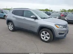 3C4NJDBB1JT142855 2018 JEEP COMPASS
