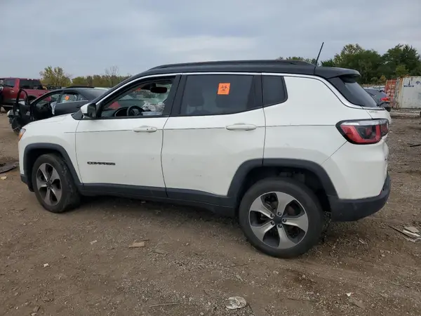 3C4NJDBB1JT143374 2018 JEEP COMPASS - Image 2