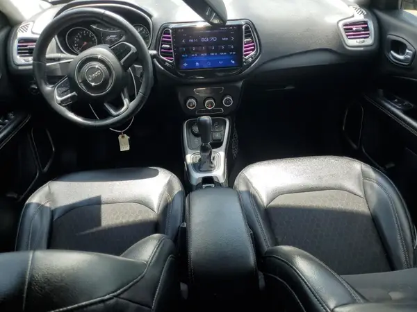 3C4NJDBB1JT144069 2018 JEEP COMPASS - Image 8