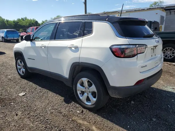3C4NJDBB1JT150597 2018 JEEP COMPASS - Image 2