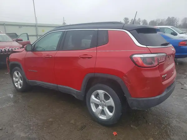 3C4NJDBB1JT167996 2018 JEEP COMPASS - Image 2