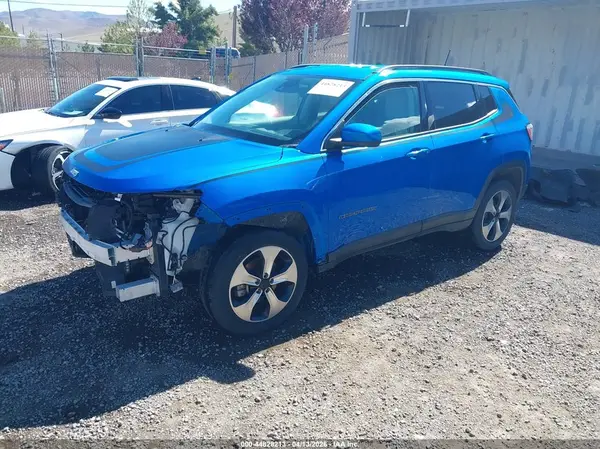 3C4NJDBB1JT168310 2018 JEEP COMPASS - Image 2