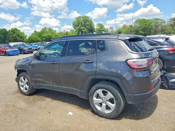 3C4NJDBB1JT199511 2018 JEEP COMPASS - Image 2