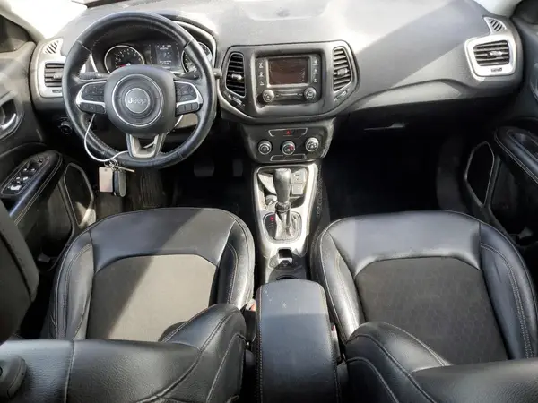 3C4NJDBB1JT230630 2018 JEEP COMPASS - Image 8