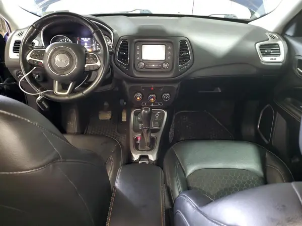 3C4NJDBB1JT239392 2018 JEEP COMPASS - Image 8