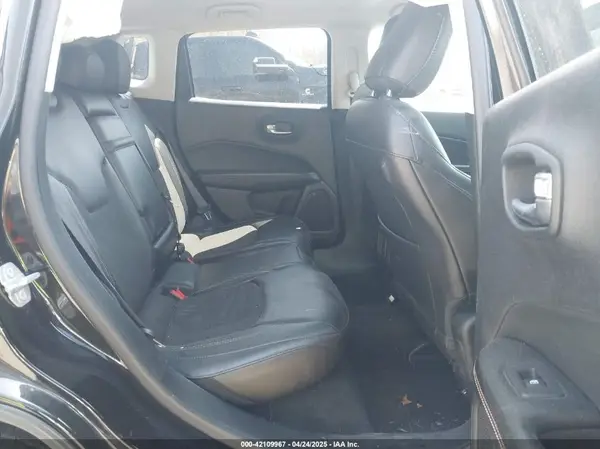 3C4NJDBB1JT265894 2018 JEEP COMPASS - Image 8
