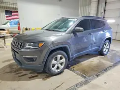 3C4NJDBB1JT283358 2018 JEEP COMPASS
