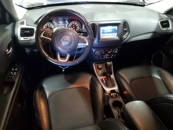 3C4NJDBB1JT283358 2018 JEEP COMPASS - Image 8