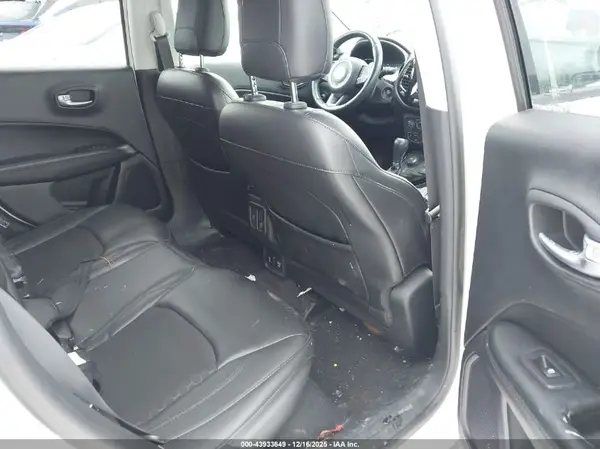 3C4NJDBB1JT313619 2018 JEEP COMPASS - Image 8