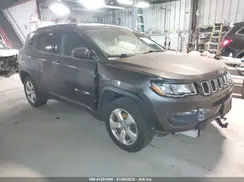 3C4NJDBB1JT314060 2018 JEEP COMPASS