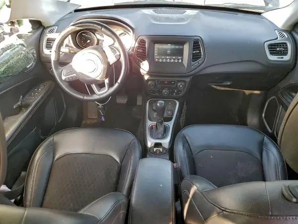 3C4NJDBB1JT314608 2018 JEEP COMPASS - Image 8