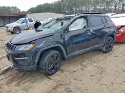 3C4NJDBB1JT326323 2018 JEEP COMPASS