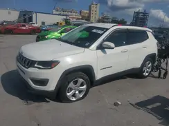 3C4NJDBB1JT333224 2018 JEEP COMPASS