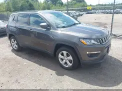 3C4NJDBB1JT337371 2018 JEEP COMPASS