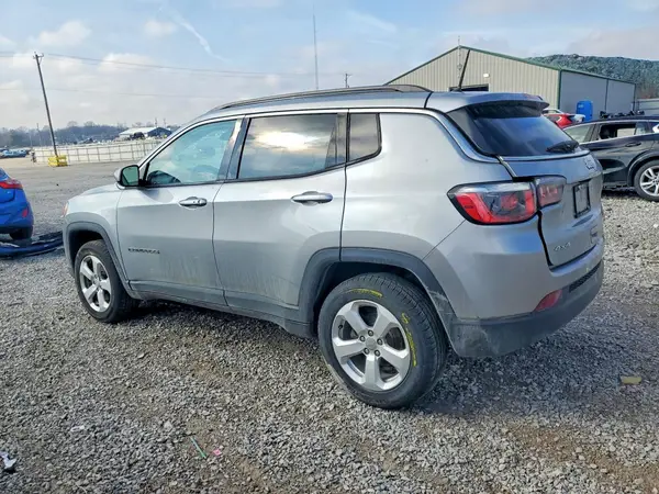 3C4NJDBB1JT345163 2018 JEEP COMPASS - Image 2