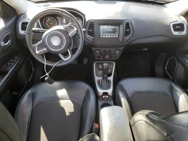3C4NJDBB1JT345227 2018 JEEP COMPASS - Image 8
