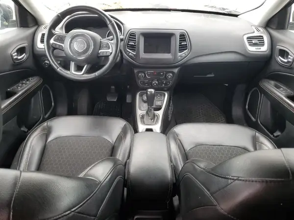 3C4NJDBB1JT366420 2018 JEEP COMPASS - Image 8