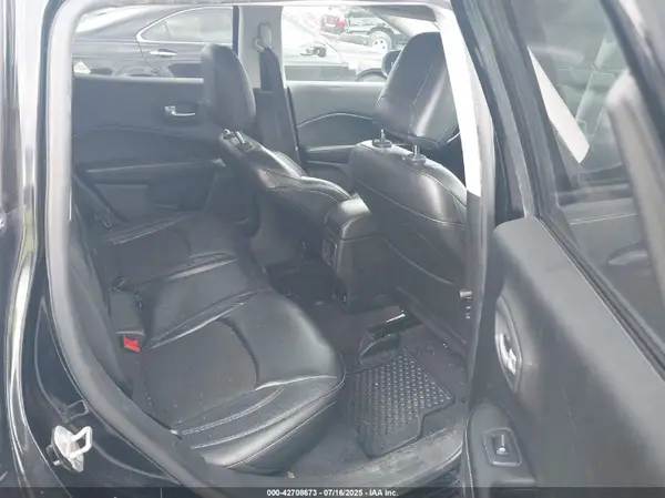 3C4NJDBB1JT392421 2018 JEEP COMPASS - Image 8
