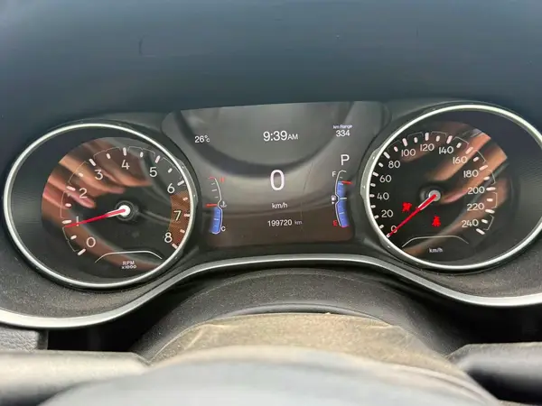 3C4NJDBB1JT399482 2018 JEEP COMPASS - Image 8