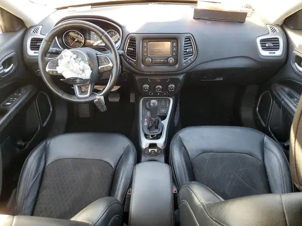 3C4NJDBB1JT418693 2018 JEEP COMPASS - Image 8