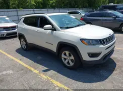 3C4NJDBB1JT423375 2018 JEEP COMPASS