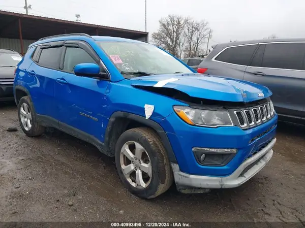 3C4NJDBB1JT423652 2018 JEEP COMPASS - Image 1