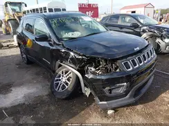3C4NJDBB1JT433808 2018 JEEP COMPASS